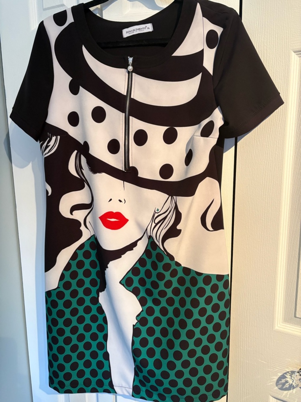 Graphic Pop-Art Midi Dress with Red Lip Detail